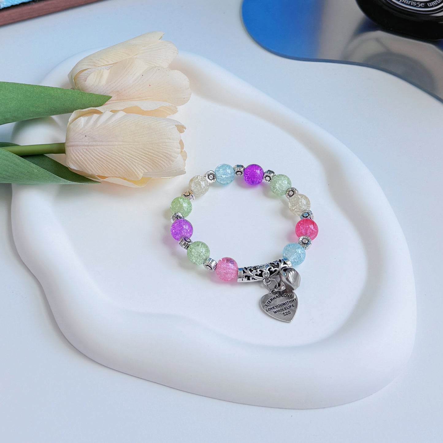 A simple and colorful bracelet