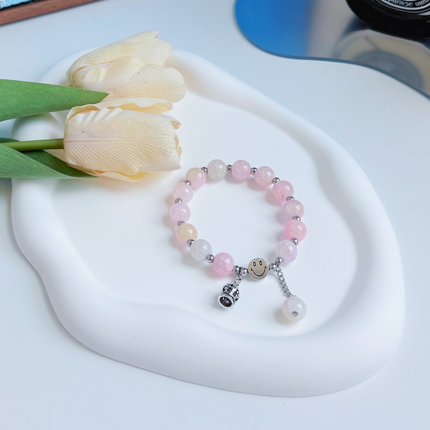 A simple and pretty pink bracelet